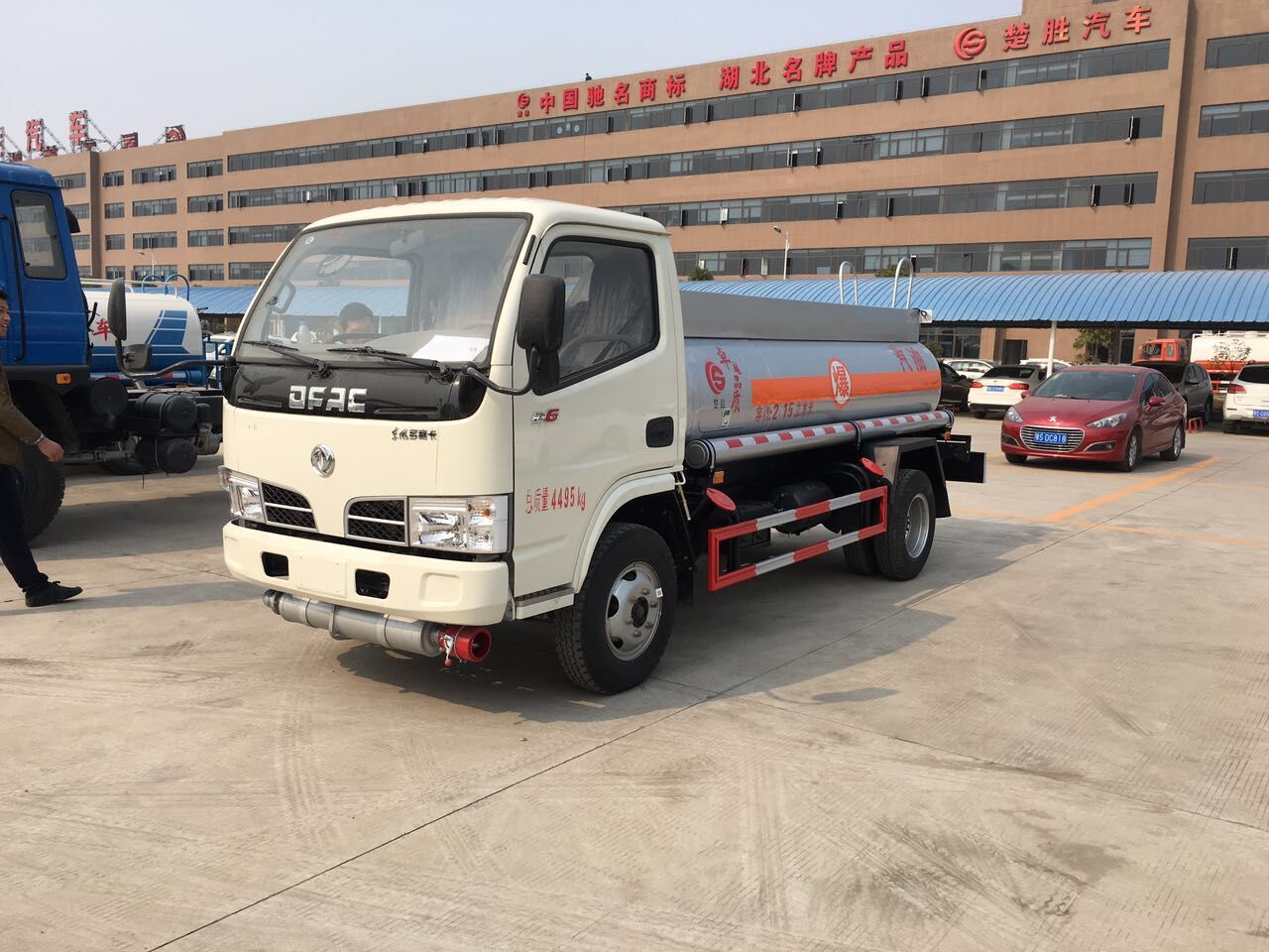 �{(l��n)�Ƽ���܇�DƬ