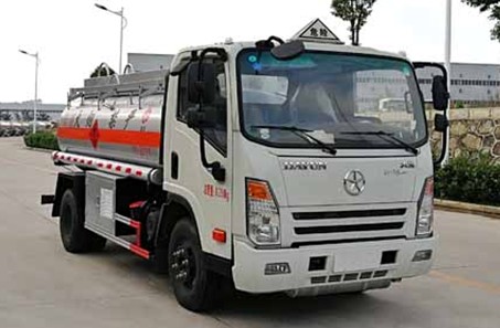 大運5噸加油車圖片 大運5噸加油車圖片