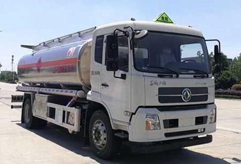 國六東風(fēng)天錦鋁合金運油車圖片 國六東風(fēng)天錦鋁合金運油車圖片