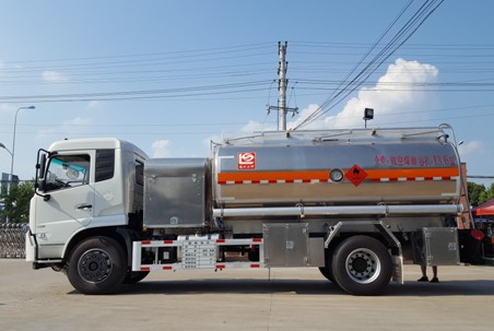 �|�L(f��ng)���\�w�C(j��)����܇�DƬ