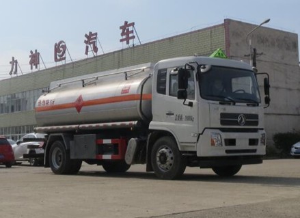 國六東風天錦鋁合金油罐車圖片 國六東風天錦鋁合金油罐車圖片
