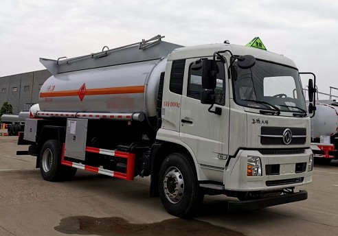 甲醇乙醇罐式運(yùn)輸車圖片 甲醇乙醇罐式運(yùn)輸車圖片