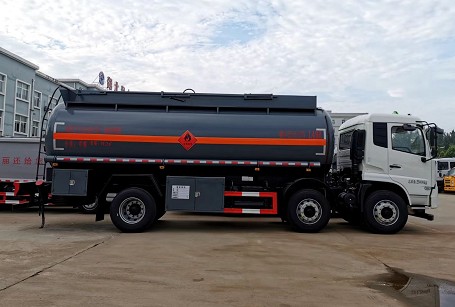 甲醇乙醇罐式運(yùn)輸車圖片 甲醇乙醇罐式運(yùn)輸車圖片