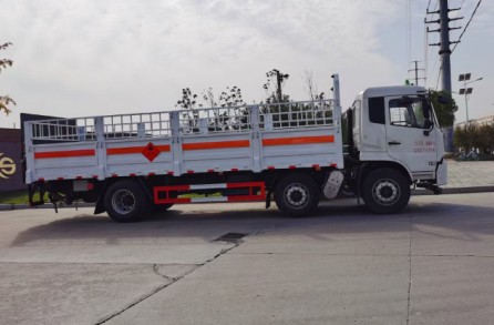 �����|�L(f��ng)���\С���S7.7��/8.6�ך�ƿ�\(y��n)ݔ܇_����������܇