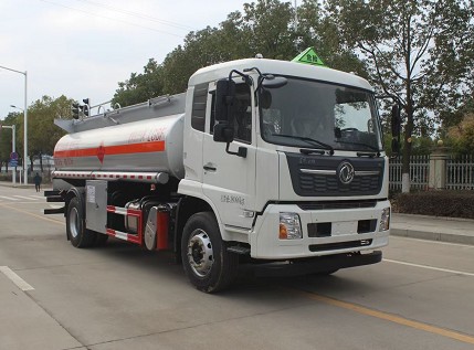 國(guó)六東風(fēng)天錦10噸油罐車圖片 國(guó)六東風(fēng)天錦10噸油罐車圖片