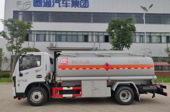 �����|�L(f��ng)������8������܇/�\(y��n)��܇�DƬ