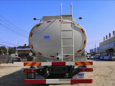 �������ǰ�ĺ�˹�Һ܇�S�҃r��