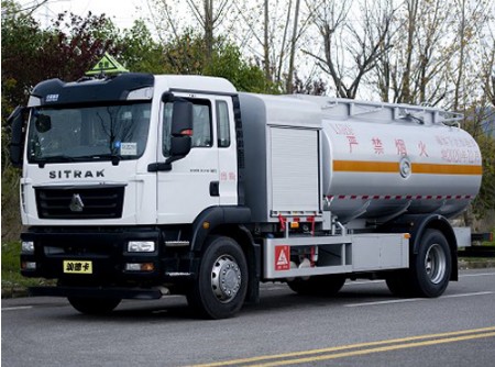 ���쳿���w�C����܇,