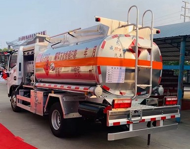 �����|�L�������w�C����܇