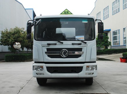 國(guó)六12.6方東風(fēng)多利卡D9加油車 國(guó)六12.6方東風(fēng)多利卡D9加油車