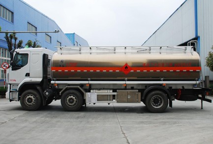 國六東風(fēng)柳汽24.7方鋁合金運(yùn)油車 國六東風(fēng)柳汽24.7方鋁合金運(yùn)油車