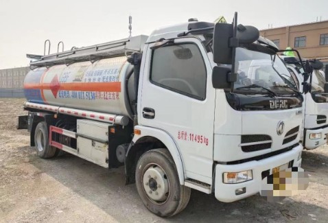 ����8������܇�������S������