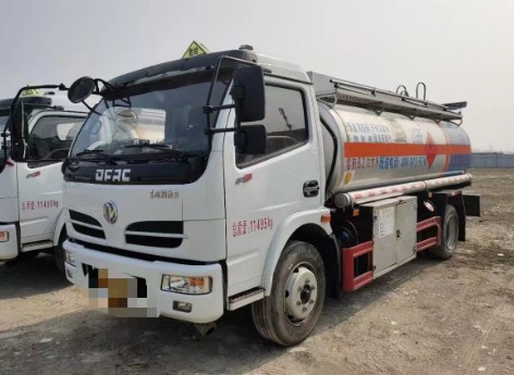 ����8������܇�������S������