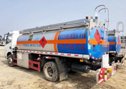 ����8������܇�������S������