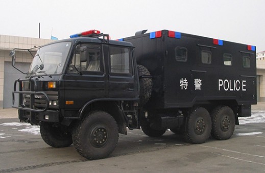 東風6×6雙排特警應(yīng)急炊事車 東風6×6雙排特警應(yīng)急炊事車