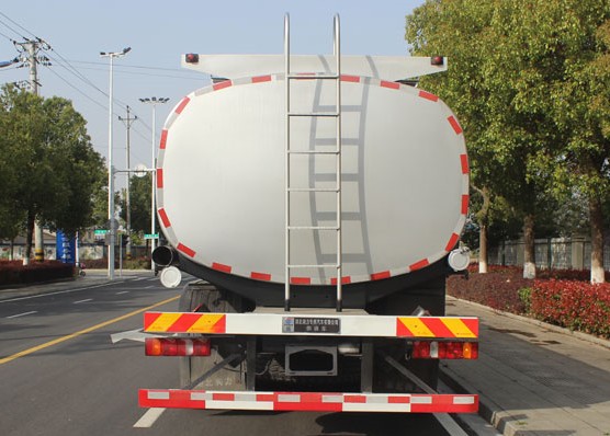 ��������ǰ�ĺ�˹�Һ܇(ch��)