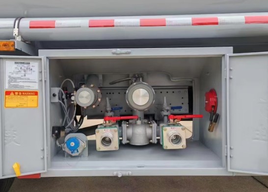 ����W�R��8���͹�܇_������CSC5128GJYBK6�ͼ���܇