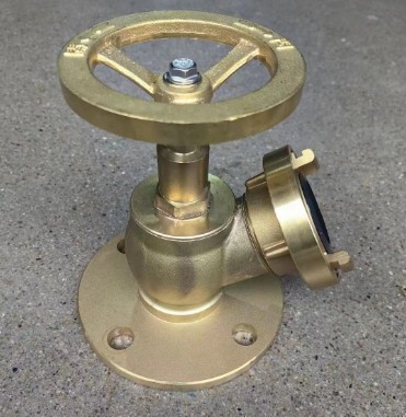 �������������y�T