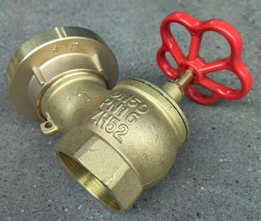 �������������y�T