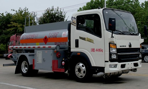 2.6�����������{(l��n)�Ƽ���܇_�|����YZR5047GJYZ6Q�ͼ���܇