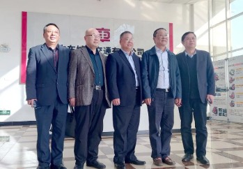 �Ї��������F(tu��n)����(j��ng)�����hί����ӛ��?h��o)|һ���W�R������܇���F(tu��n)���^����