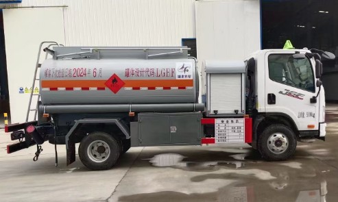 8.5方解放J6F飛機加油車_齊星牌QXC5120GJYC6A型飛機加油車 8.5方解放J6F飛機加油車_齊星牌QXC5120GJYC6A型飛機加油車